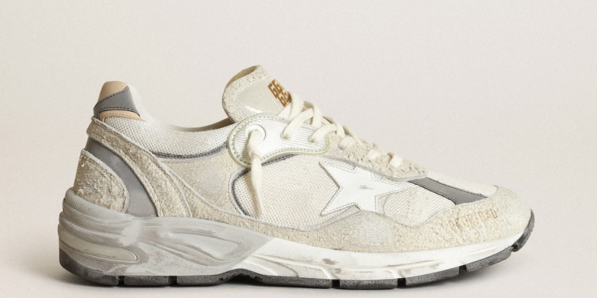 Golden Goose Sneakers Sale for glam before concerts