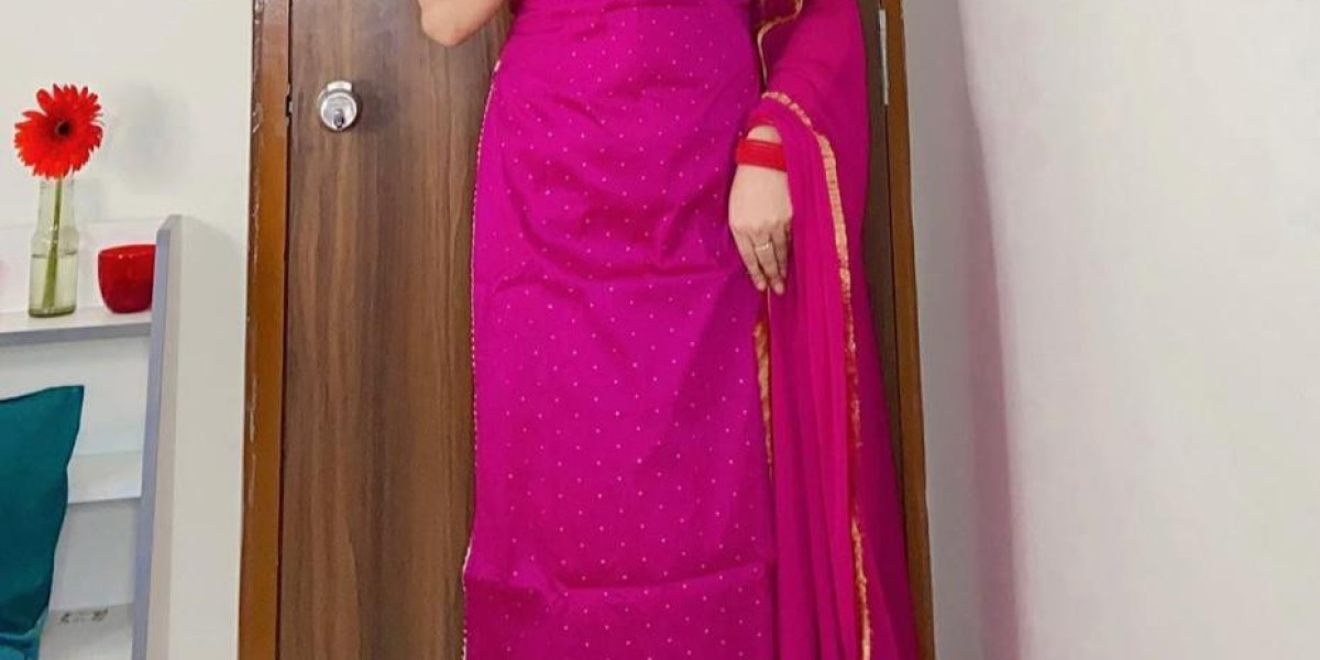 Bur Dubai Escorts: Discreet, Elegant, and Personalized Companion Services